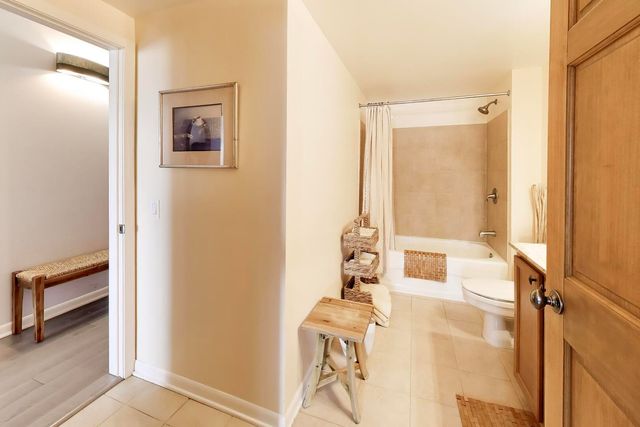 1200 W Monroe Street 510, Chicago, IL 60607
