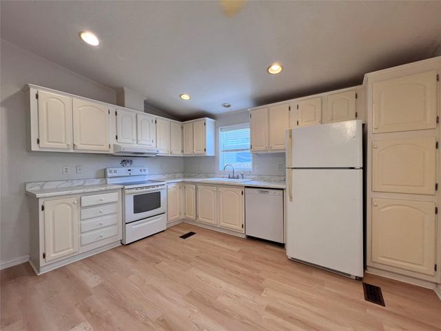 10214 Elderberry Park Lane, Tomball, TX 77375