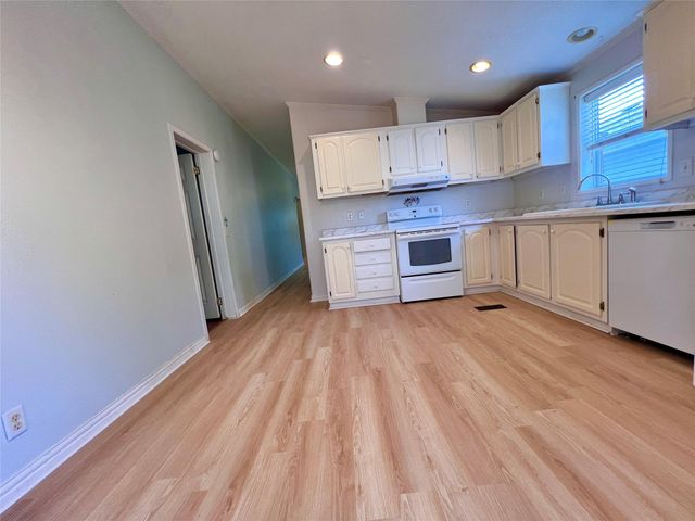 10214 Elderberry Park Lane, Tomball, TX 77375