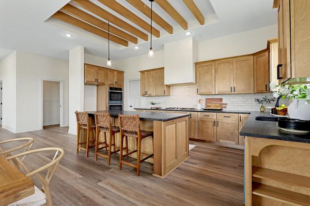 14007 E Wassall St, Wichita, KS 67230