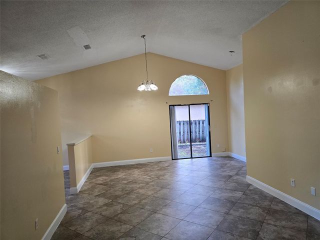 809 E Palm Run Drive, North Lauderdale, FL 33068