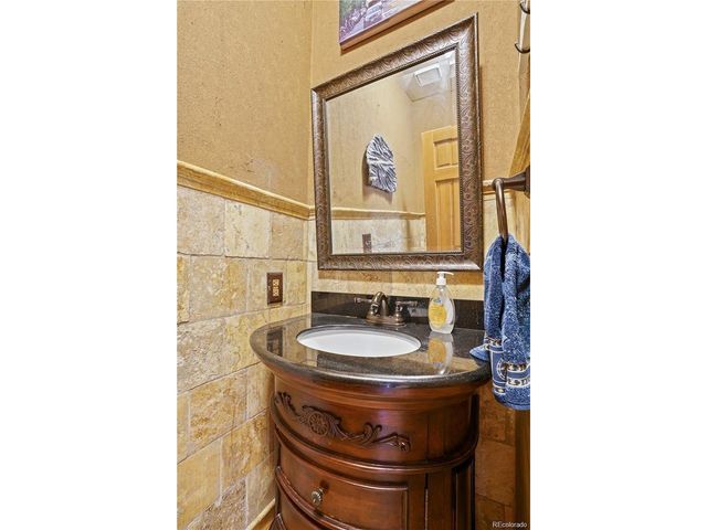 359 Canyon Point Cir, Golden, CO 80403