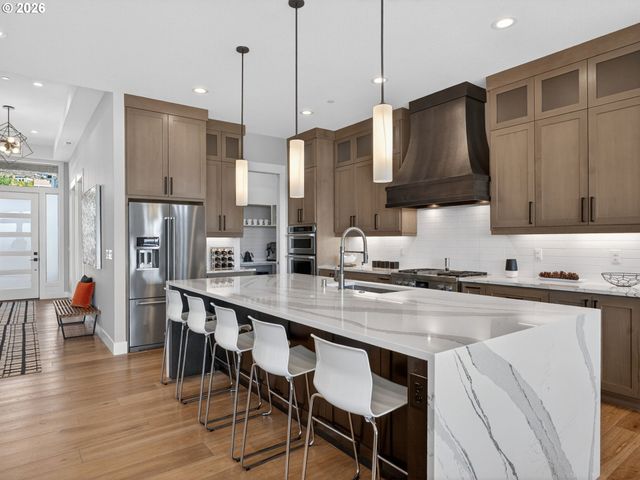 150 W Y St, Washougal, WA 98671