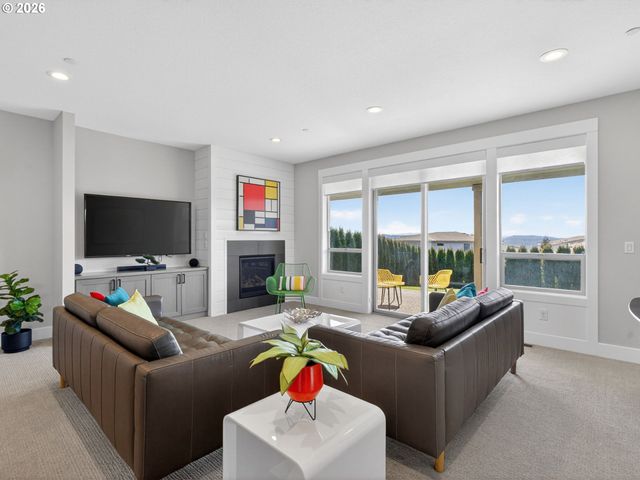 150 W Y St, Washougal, WA 98671