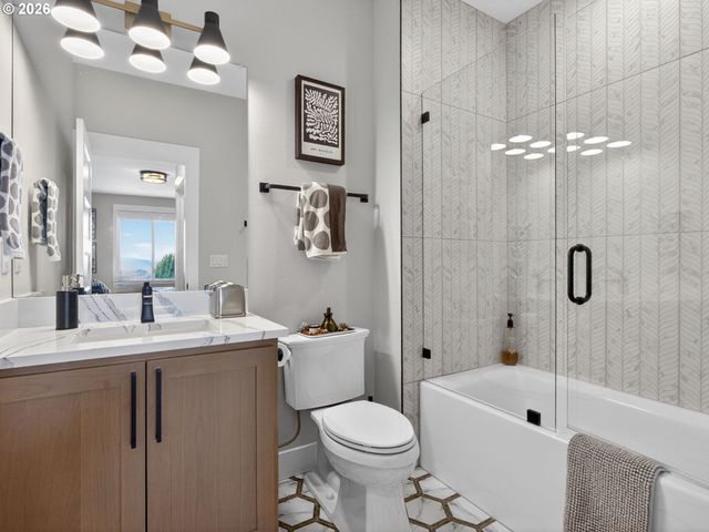 150 W Y St, Washougal, WA 98671