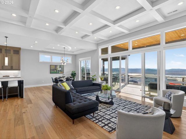 150 W Y St, Washougal, WA 98671