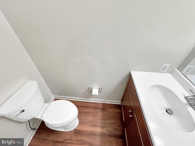 7338 MALLORY LN, Alexandria, VA 22315