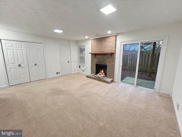 7338 MALLORY LN, Alexandria, VA 22315