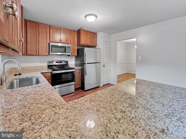 7338 MALLORY LN, Alexandria, VA 22315