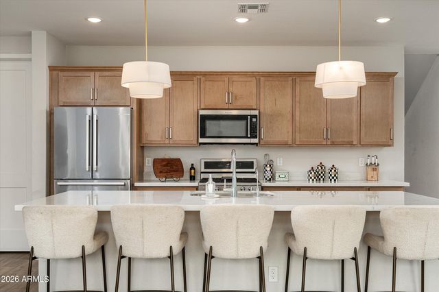 12872 N FOUNDERS PARK Boulevard, Surprise, AZ 85379