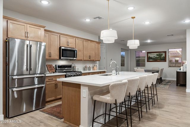 12872 N FOUNDERS PARK Boulevard, Surprise, AZ 85379
