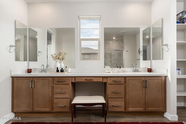 12872 N FOUNDERS PARK Boulevard, Surprise, AZ 85379