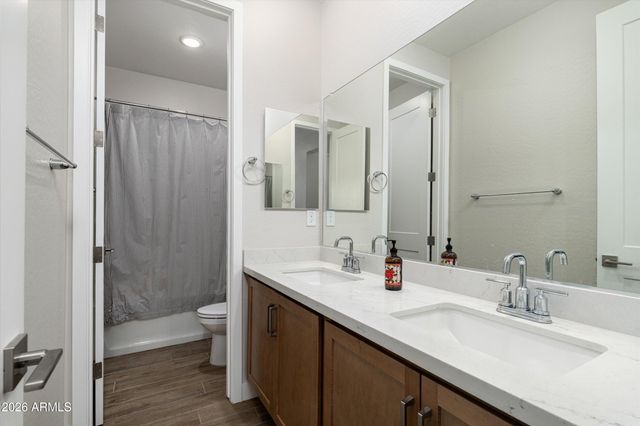 12872 N FOUNDERS PARK Boulevard, Surprise, AZ 85379