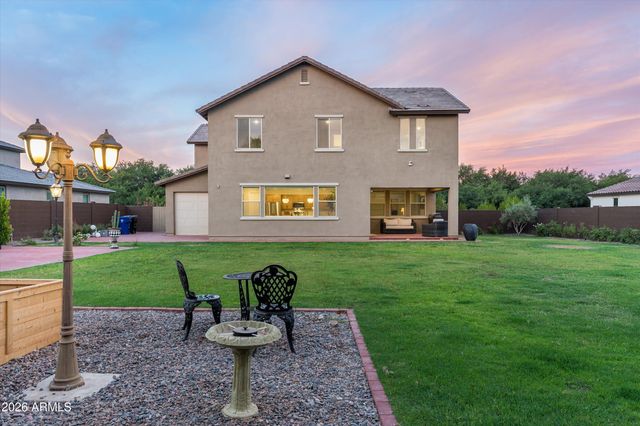 12872 N FOUNDERS PARK Boulevard, Surprise, AZ 85379