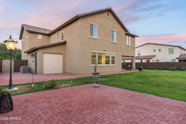 12872 N FOUNDERS PARK Boulevard, Surprise, AZ 85379