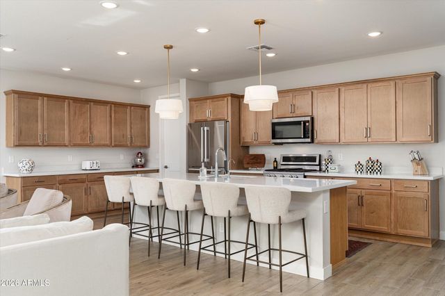 12872 N FOUNDERS PARK Boulevard, Surprise, AZ 85379