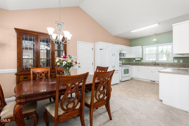 213 E Drake Lane, Mebane, NC 27302