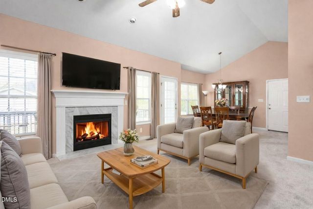 213 E Drake Lane, Mebane, NC 27302