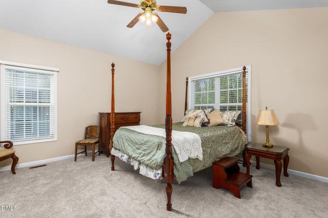 213 E Drake Lane, Mebane, NC 27302