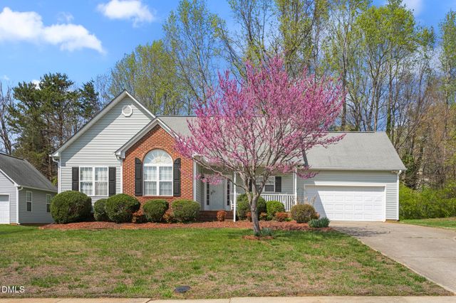 213 E Drake Lane, Mebane, NC 27302