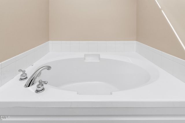 213 E Drake Lane, Mebane, NC 27302