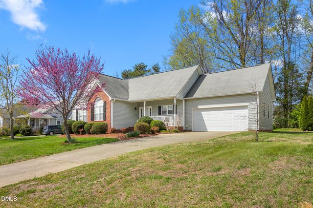 213 E Drake Lane, Mebane, NC 27302