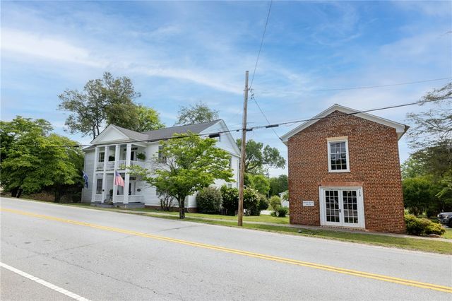 140 + 130 S Mechanic Street, Pendleton, SC 29670