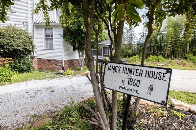 140 + 130 S Mechanic Street, Pendleton, SC 29670
