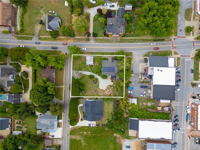 140 + 130 S Mechanic Street, Pendleton, SC 29670