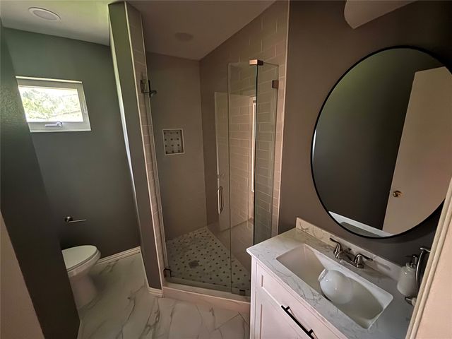 6127 Bandera Avenue B, Dallas, TX 75225