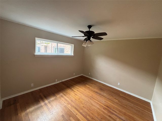 6127 Bandera Avenue B, Dallas, TX 75225