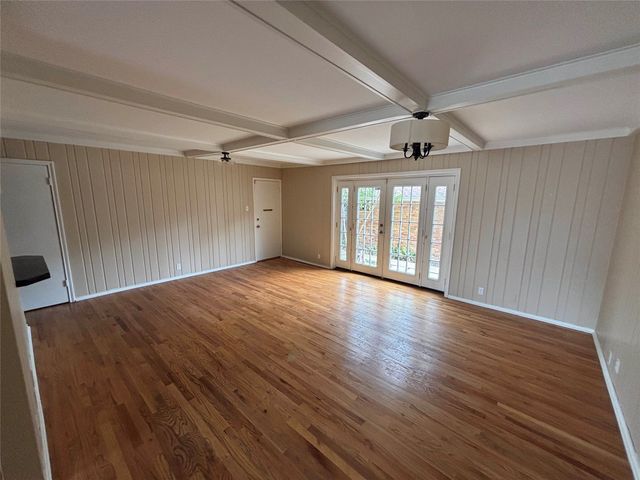 6127 Bandera Avenue B, Dallas, TX 75225