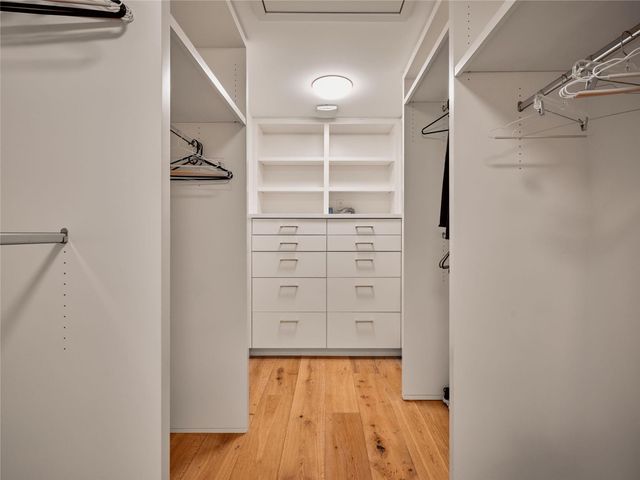 3016 Edgewater DR, Austin, TX 78733