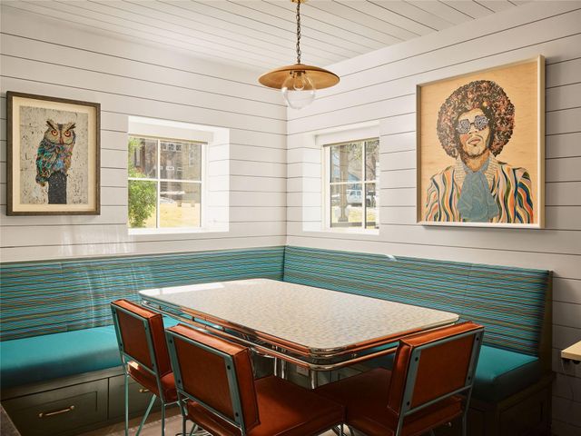 3016 Edgewater DR, Austin, TX 78733