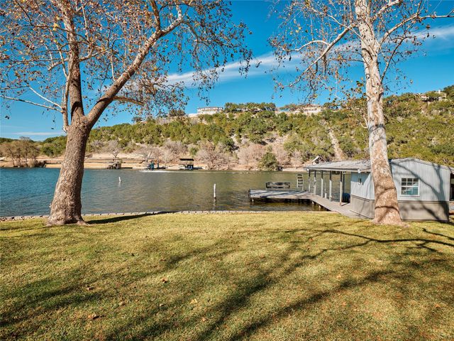 3016 Edgewater DR, Austin, TX 78733