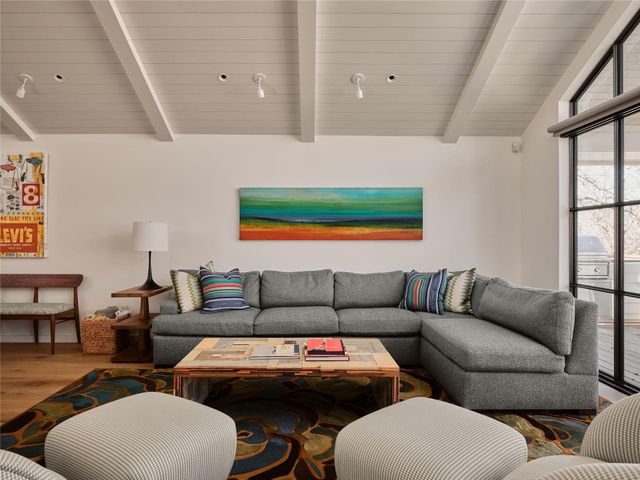 3016 Edgewater DR, Austin, TX 78733