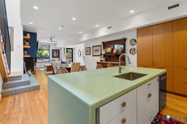 2619 Floyd Ave, Richmond, VA 23220
