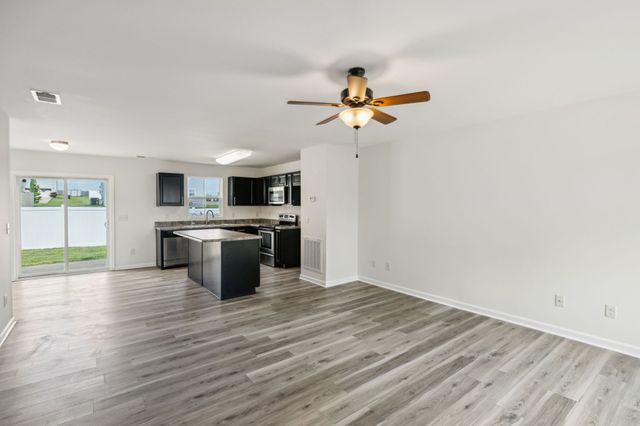 259 Hollandale Rd, La Vergne, TN 37086