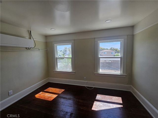 711 S Broadway, Santa Ana, CA 92701
