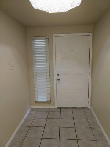 4401 Andalusia Trail, Arlington, TX 76017