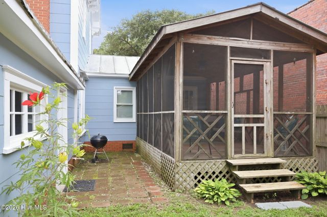122 E 2nd Street, Washington, NC 27889