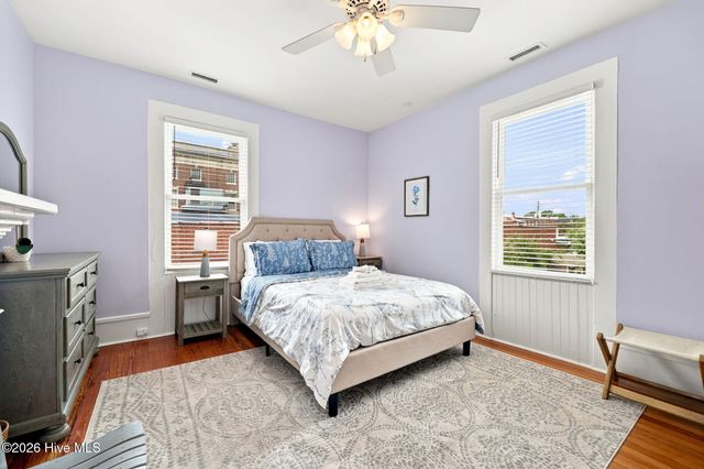 122 E 2nd Street, Washington, NC 27889