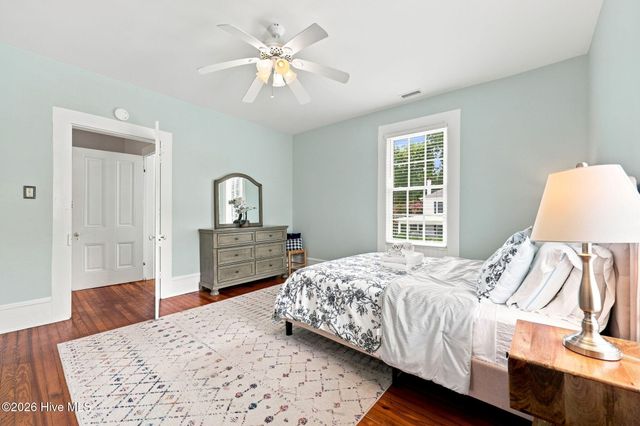 122 E 2nd Street, Washington, NC 27889