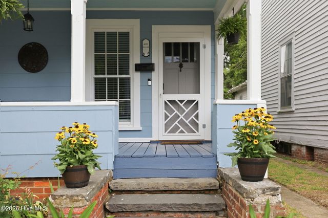 122 E 2nd Street, Washington, NC 27889
