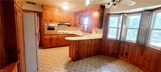 4904 Manor AVE, Portsmouth, VA 23703