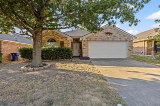 143 Oregon Trail, Waxahachie, TX 75167