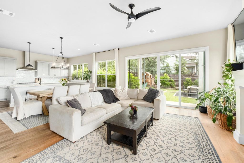 11110 Zimmerman LN 25, Austin, TX 78726