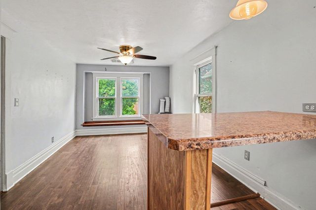 805 W Vine Street, Kalamazoo City, MI 49008