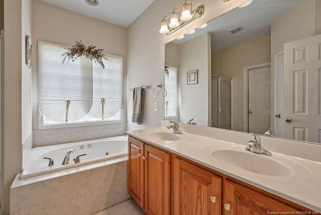 3513 Kennicot Court, Fayetteville, NC 28311