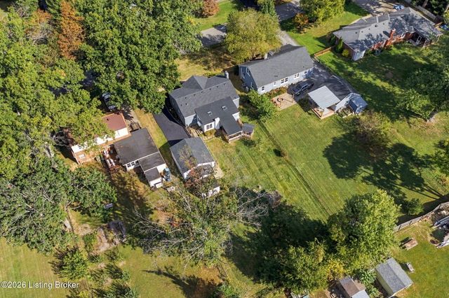 11706 Herrick Ln, Louisville, KY 40243